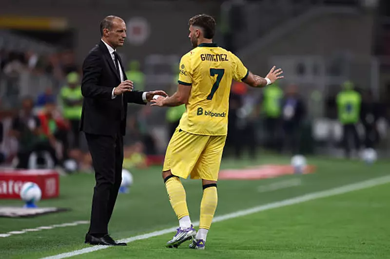 "هل أنت نائم".. تقارير: أليجري يدرس استبعاد خيمينيز من تشكيل ميلان