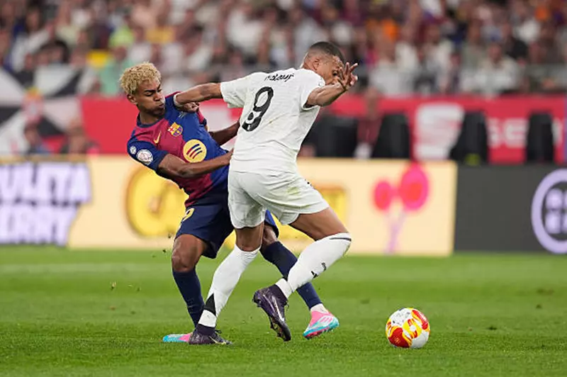 جدول مباريات اليوم.. كلاسيكو ريال مدريد وبرشلونة.. ومهمة أفريقية لبيراميدز والمصري